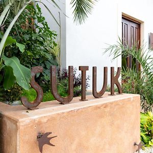 Hotel Sutuk